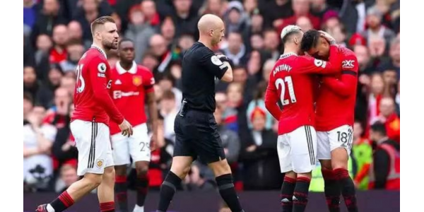 Casemiro vom Platz gestellt, Manchester United in zwei Runden sieglos