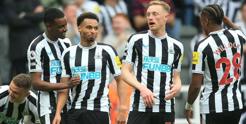 Newcastle schlug Tottenham mit 6:1